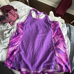 UA Workout top, super breathable and comfy!